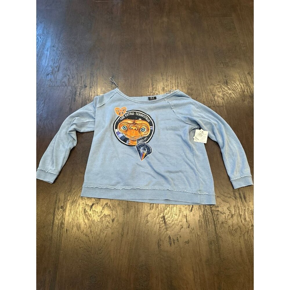 Nwt E.T.‎ Retro light blue Sweater